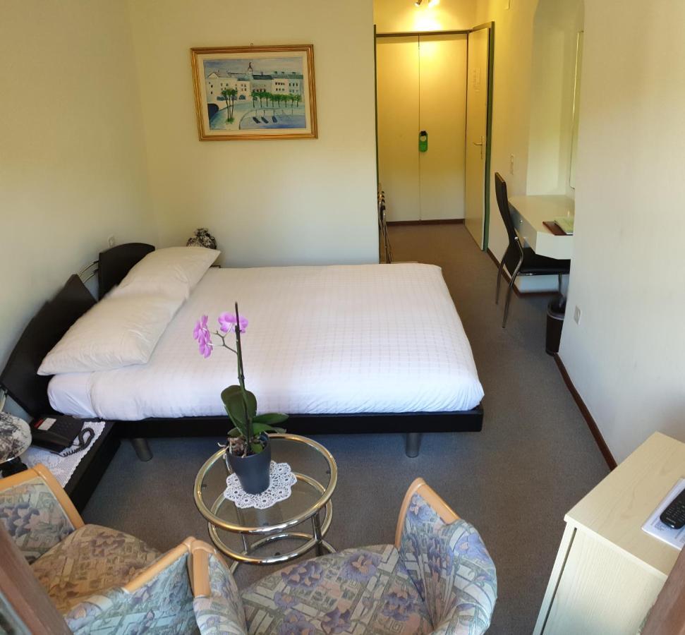 Hotel & Spa Cacciatori Cademario Rum bild
