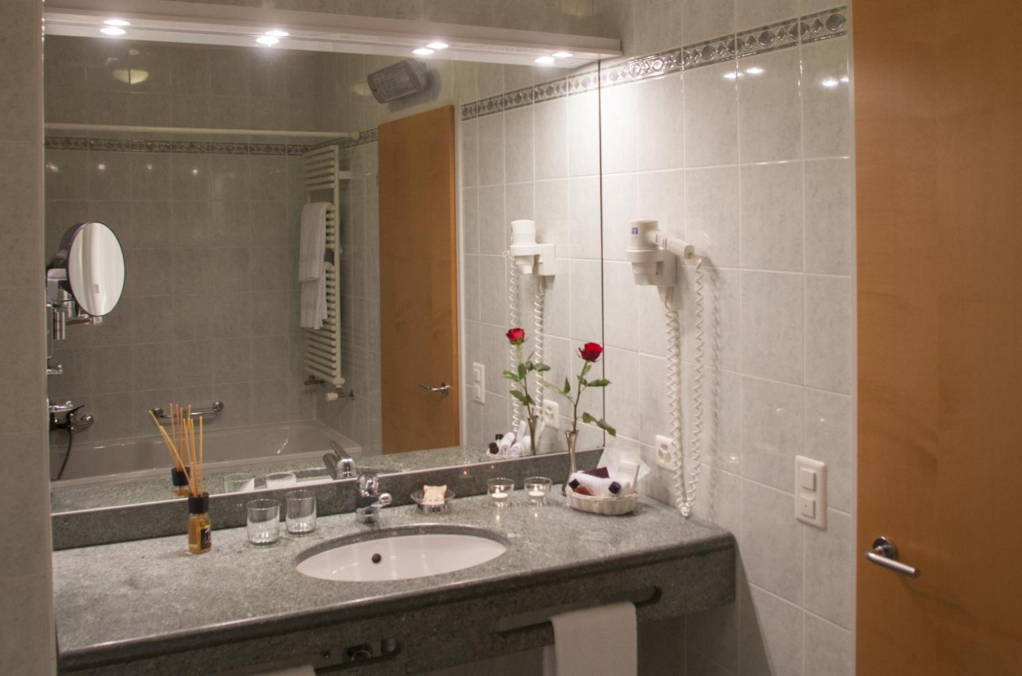 Hotel & Spa Cacciatori Cademario Rum bild